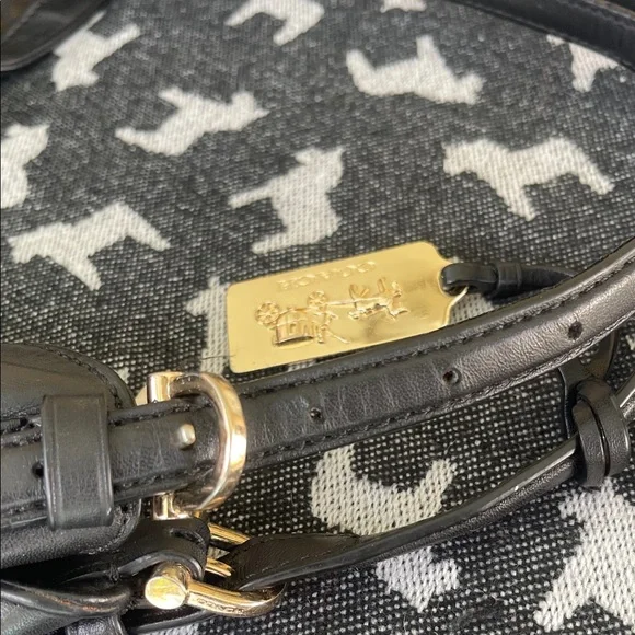 Coach Black Leather Shoulder Bag - Picture 8 of 11